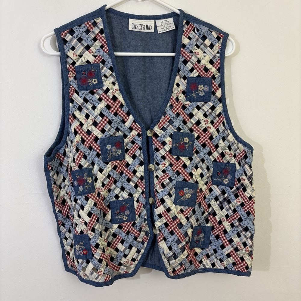 Casey and Max‎ Vintage XL Vest Floral Blue Red Lattice Country Western Grandma